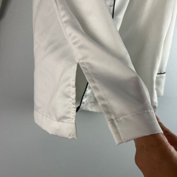 Natori Satin Long Sleeve Button-Up Top & Crop Pants Pajama - Picture 6 of 13